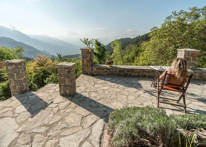 Mylonas Villa Ano Polidhrosos